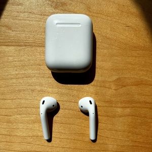Apple AirPods First Generation